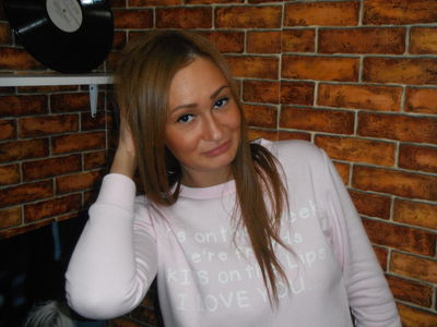 Kerry Jensen - Escort Girl from Nashville Tennessee