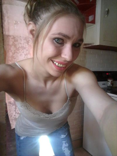 Indica Honey - Escort Girl from Oceanside California
