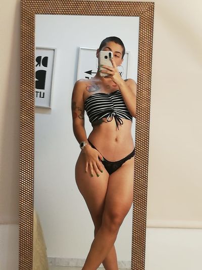 Alice Lost - Escort Girl from Burbank California