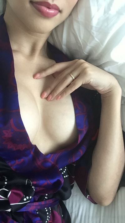 Megan Roux - Escort Girl from Victorville California