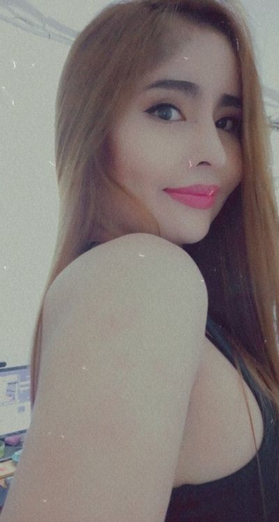 Brunette Escort in Mesa Arizona