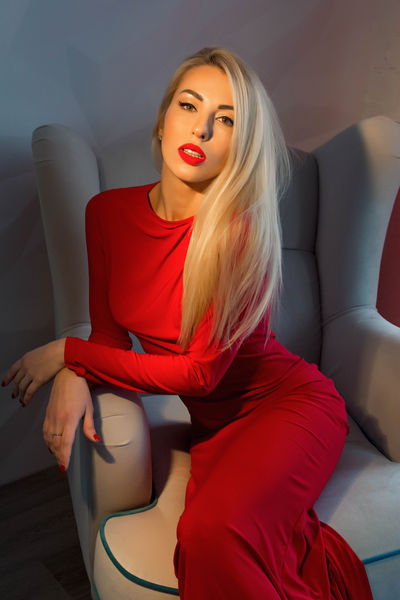 Karolina Lina - Escort Girl from Salem Oregon