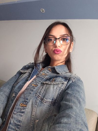 Charlize Davey - Escort Girl from Stockton California