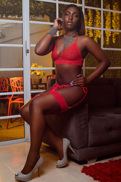 Katty Riley - Escort Girl from Burbank California