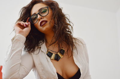 Kendra Light - Escort Girl from Akron Ohio