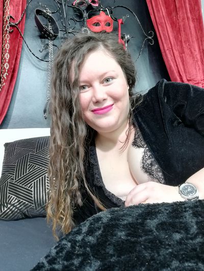 Josephine Martin - Escort Girl from Peoria Illinois