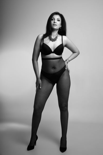 Leona Bray - Escort Girl from Chandler Arizona