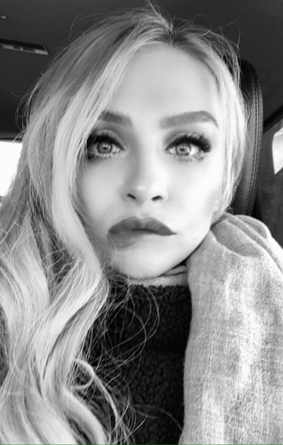 Lina Lewis - Escort Girl from Daly City California