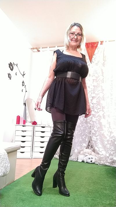 Linda Honeyed - Escort Girl from Meridian Idaho