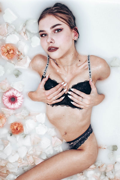 Linda Melous - Escort Girl from Richardson Texas