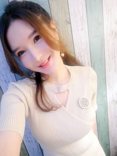 Lindy Cq - Escort Girl from Allentown Pennsylvania