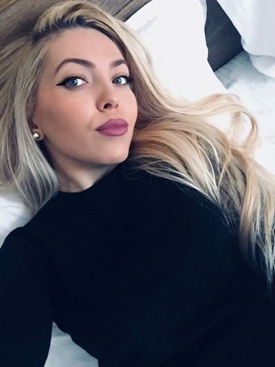 Karyne Moore - Escort Girl from Anchorage Alaska