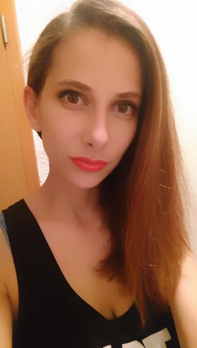 Sandy Yunker - Escort Girl from Oakland California