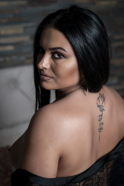 Super Busty Escort in Chandler Arizona