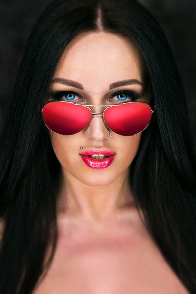Caucasian Escort in Davenport Iowa