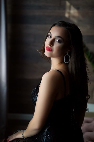 Marisa Deval - Escort Girl from West Covina California