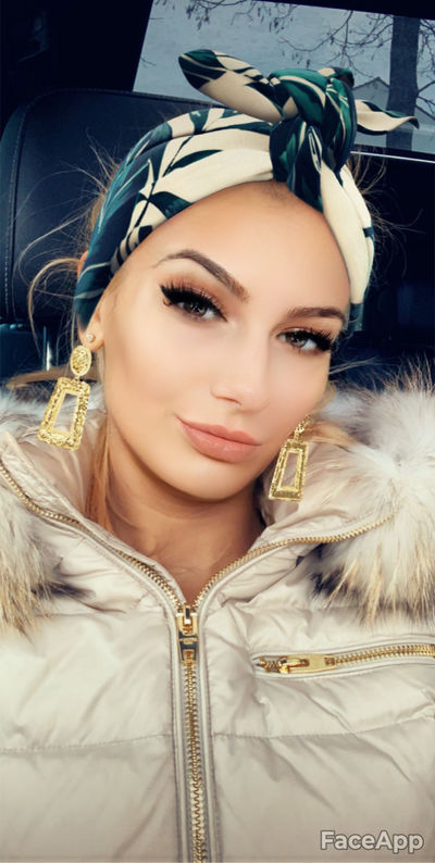 Super Busty Escort in Salinas California