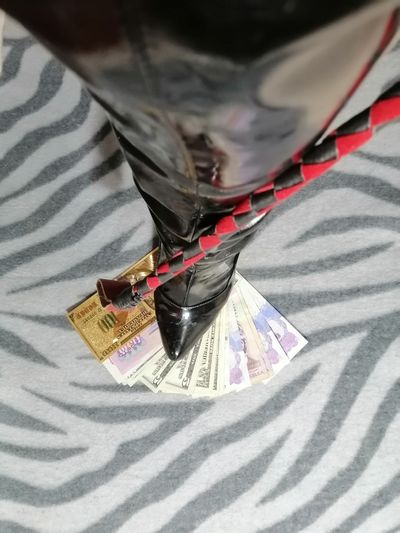 Caucasian Escort in El Cajon California