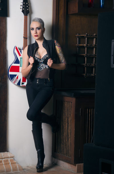 Mia Brawn
