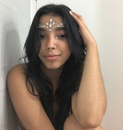 Mia Rendon - Escort Girl from Peoria Illinois