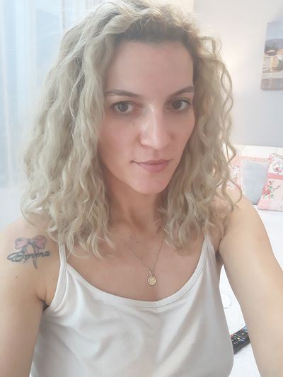 Miana Davis - Escort Girl from Dayton Ohio