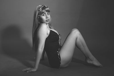 Mina Hathawey