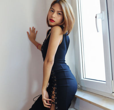 Minie Bent - Escort Girl from Palmdale California