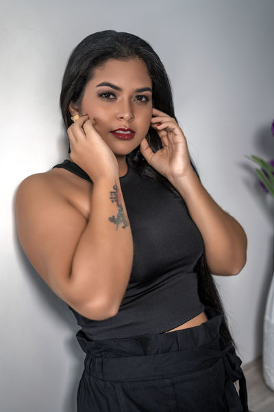 Latina Escort in Glendale California