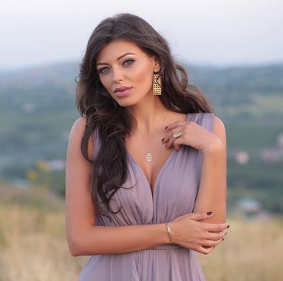 Petite Escort in Tucson Arizona