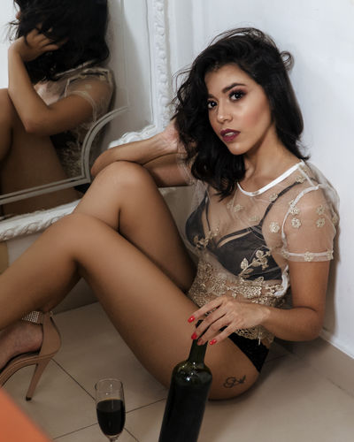 Nataly Chery - Escort Girl from Ontario California
