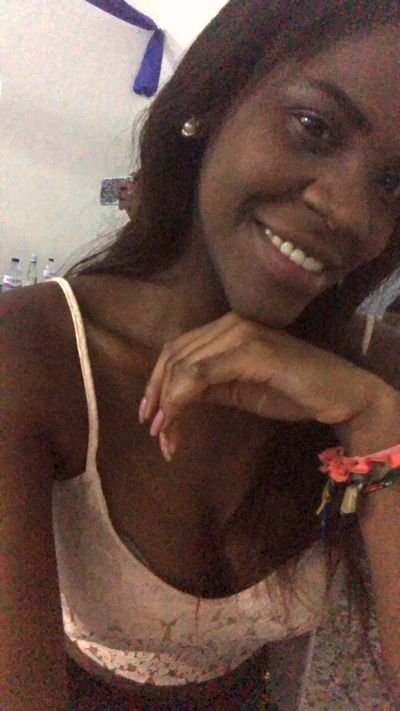 Nayla Harris