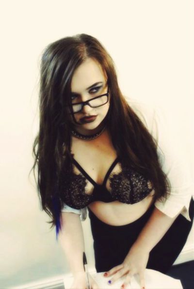 Porsha Louise - Escort Girl from Burbank California