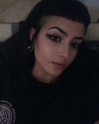 Milu Bubka - Escort Girl from Buffalo New York