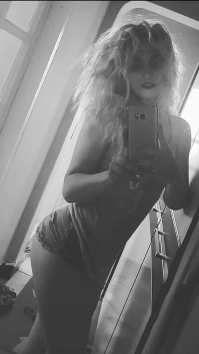 Raina Ciel - Escort Girl from Pasadena California