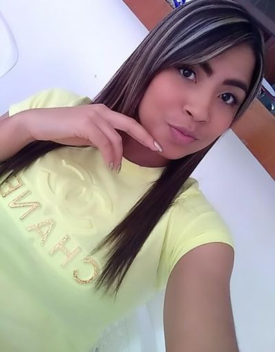 Reyna Robles - Escort Girl from Allentown Pennsylvania