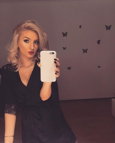Rosie Bryant - Escort Girl from Corona California