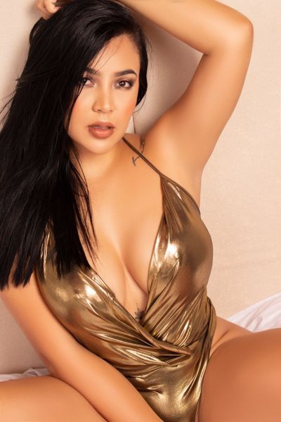 Samanta Reyes - Escort Girl from Overland Park Kansas