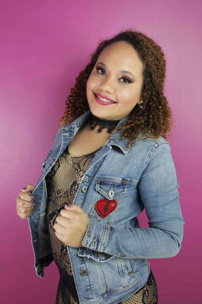 Sara Santino - Escort Girl from Detroit Michigan