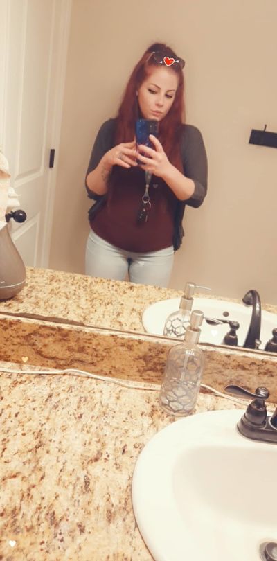 Redhead Escort in Kent Washington