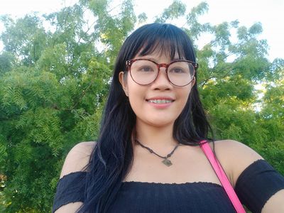 Sebrina - Escort Girl from Davenport Iowa