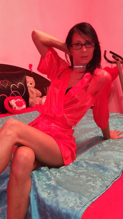 Shinehotlove - Escort Girl from Columbia Missouri