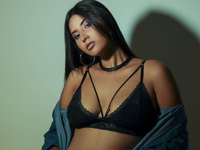 Sofi Brandom - Escort Girl from Clinton Michigan