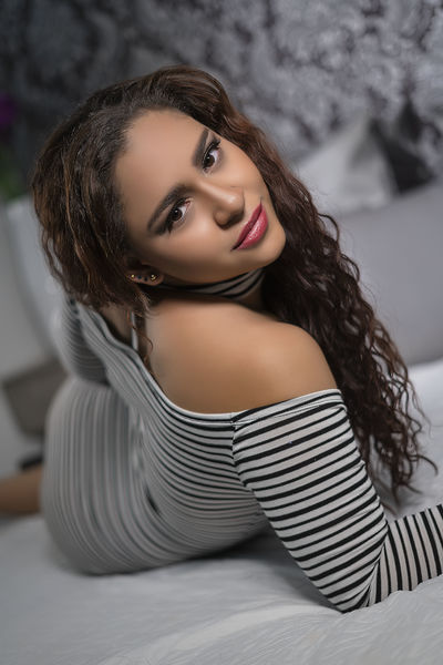 Sofia Conde - Escort Girl from Honolulu Hawaii