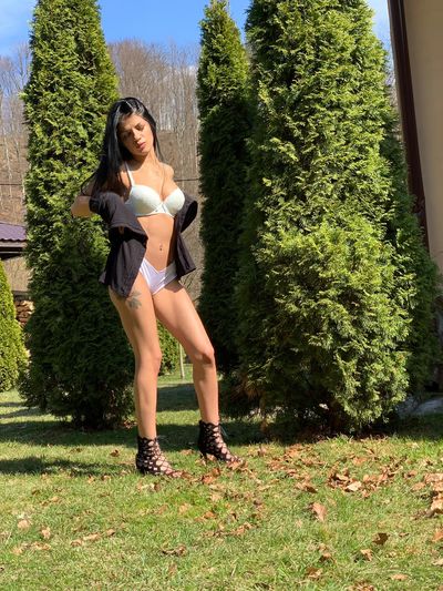 Sophia Coral - Escort Girl from Nashville Tennessee