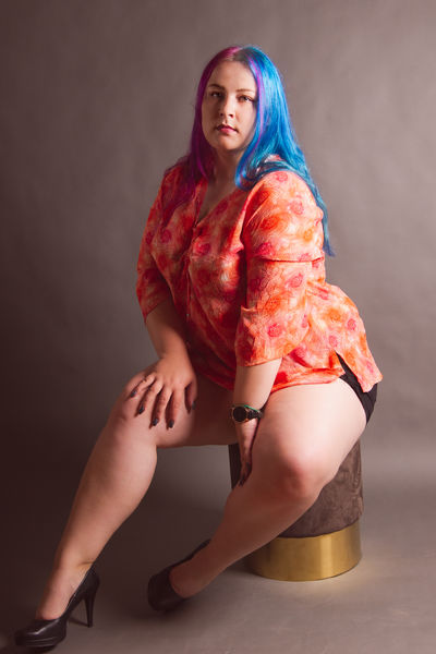 Suzan Expressive - Escort Girl from Riverside California