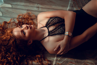 Julia Hawkins - Escort Girl from Rialto California