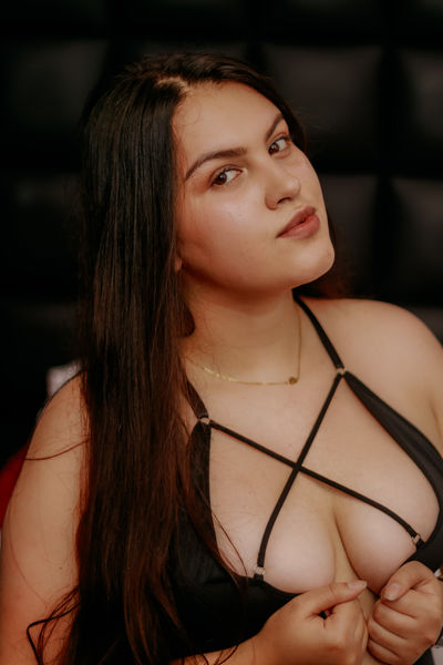 Maria Espiritu - Escort Girl from Bend Oregon