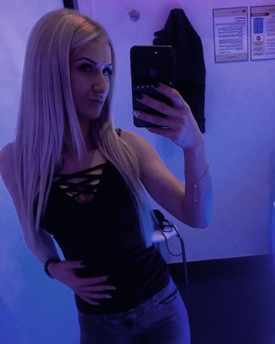 For Couples Escort in Lansing Michigan