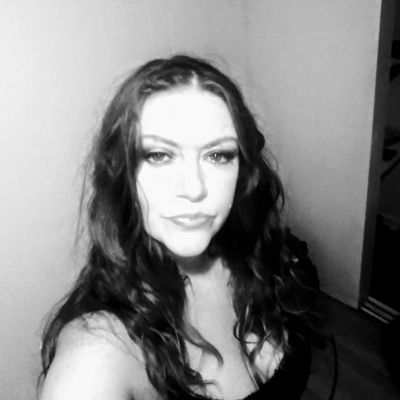Victoria Viva - Escort Girl from Visalia California
