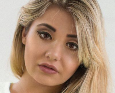 Petite Escort in Moreno Valley California